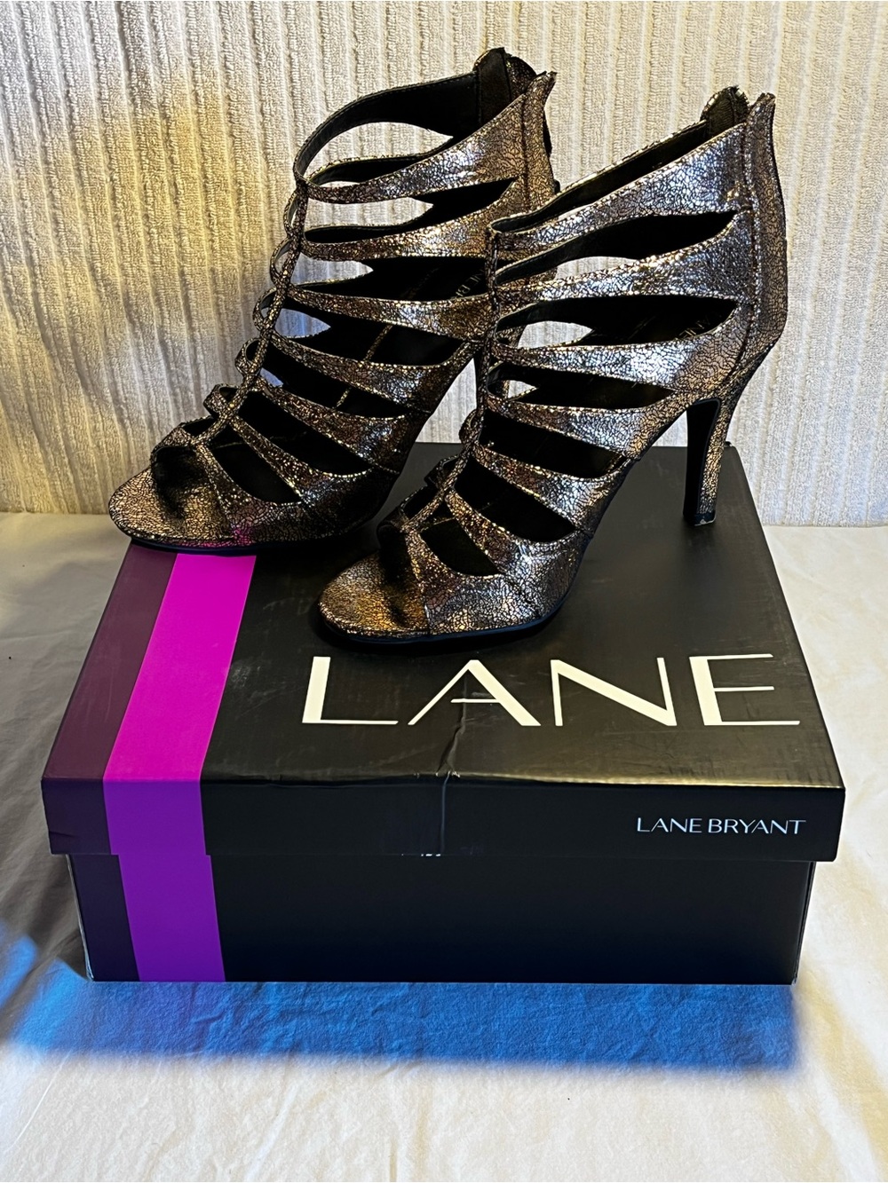 Lane Bryant Women’s Metallic Bronze Strappy Peep Toe High Heel Sandals Back Zip